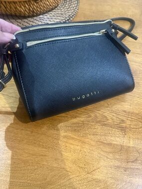 Bugatti Black Crossbody with Gold Hardware